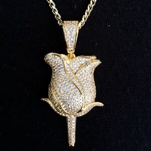 Rose Necklace LAB DIAMONDS 18K GOLD CHAIN CHARM MADE IN ITALY!